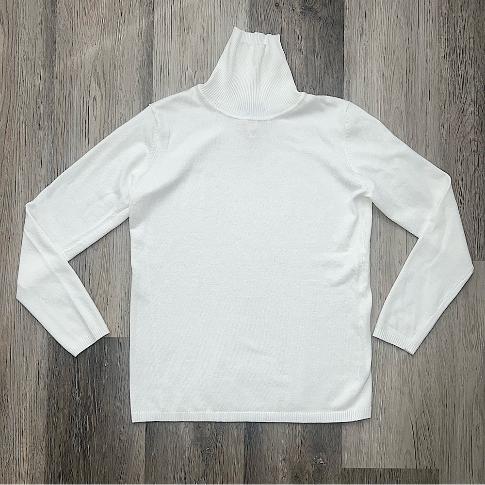 NWT Metric Knits classic turtleneck sweater